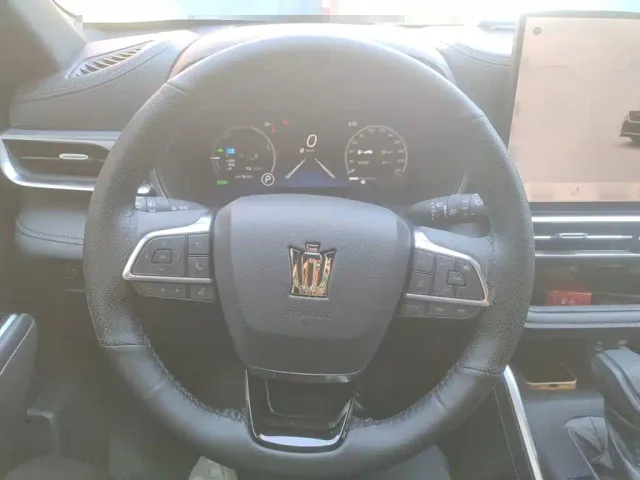 Toyota Crown Kluger — Фото автомобиля 2