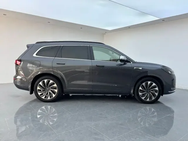Aito M7 — Фото автомобиля 12