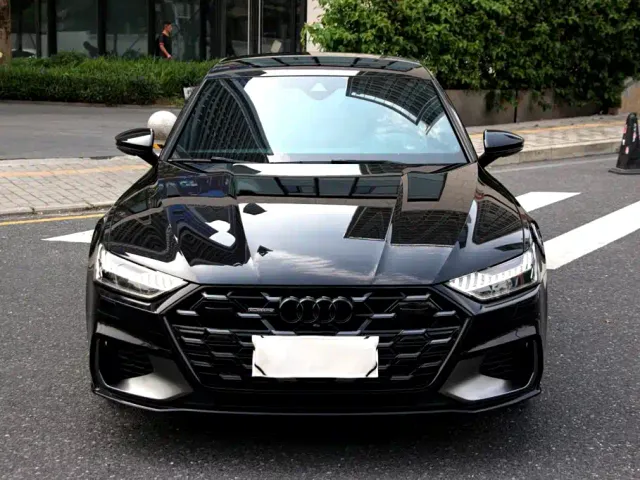 Audi A7L — Фото автомобиля 2