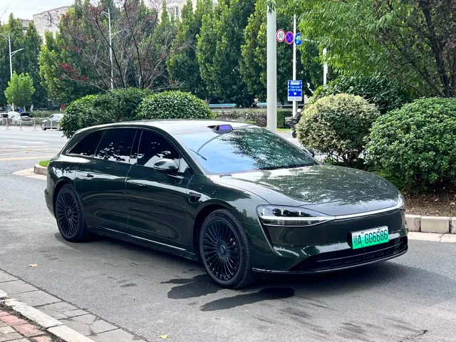 Stelato S9T — Фото автомобиля 3
