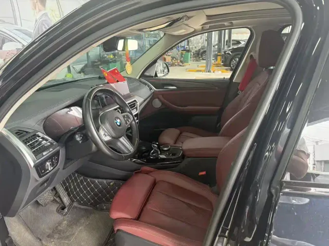 BMW X3 — Фото автомобиля 3