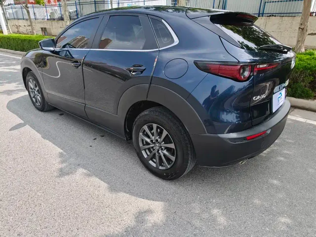 Mazda CX-30 — Фото автомобиля 4