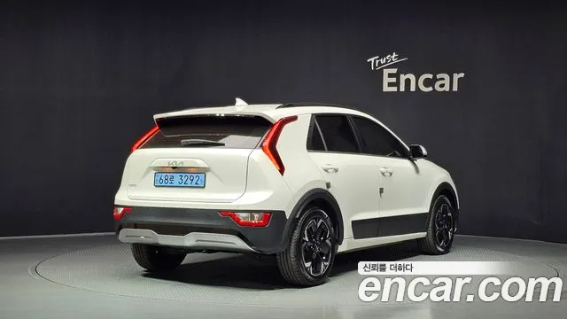Kia Niro New — Фото автомобиля 2