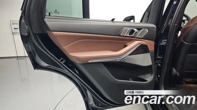 BMW X5 xDrive 40i M Sport — Фото автомобиля 20