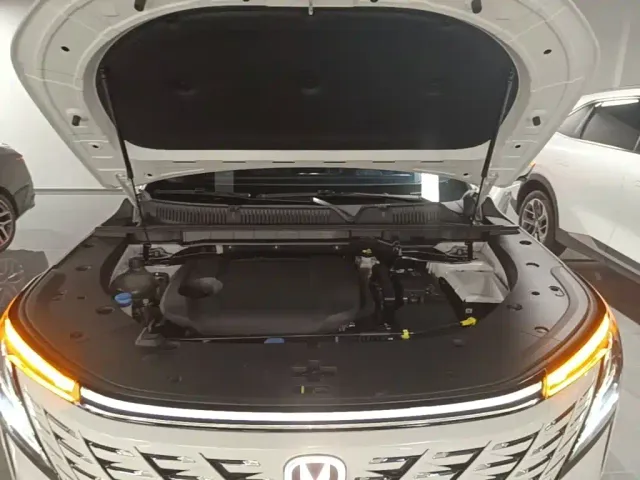 Changan CS75 Plus — Фото автомобиля 19