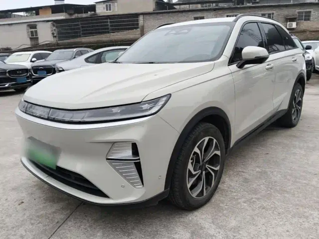 Фотография автомобиля — Haval Xiaolong MAX