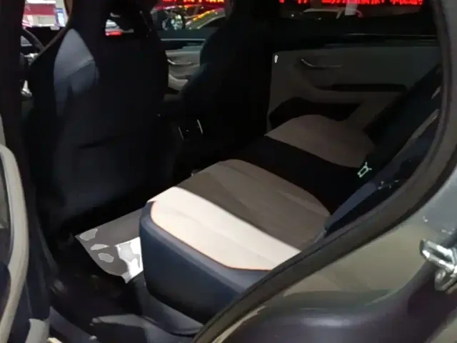 BYD Song PLUS — Фото автомобиля 16