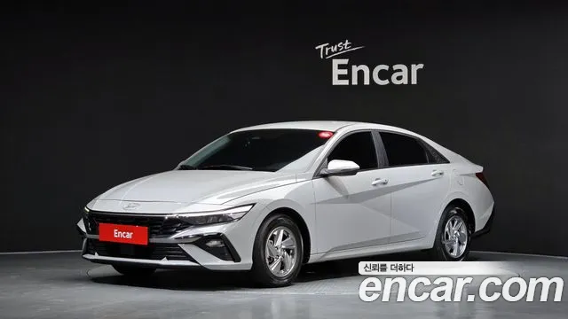 Фотография автомобиля — Hyundai Avante CN7
