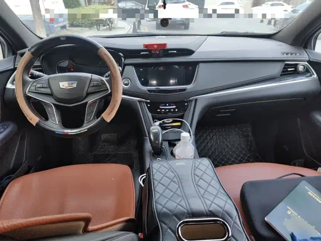 Cadillac XT5 — Фото автомобиля 5