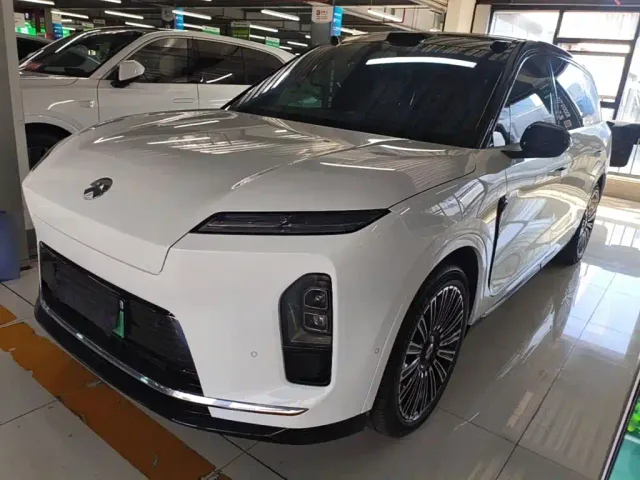 Фотография автомобиля — Nio ES8
