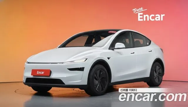 Фотография автомобиля — Tesla Model Y