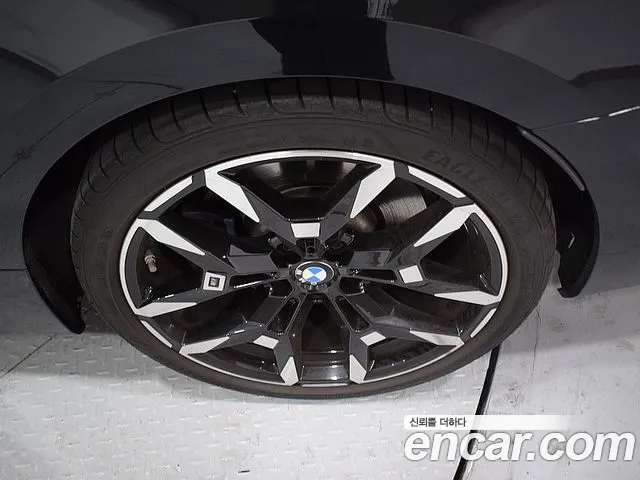 BMW 4 Series G22 — Фото автомобиля 16