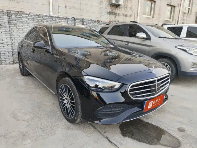 Mercedes-Benz C-Class — Фото автомобиля 2
