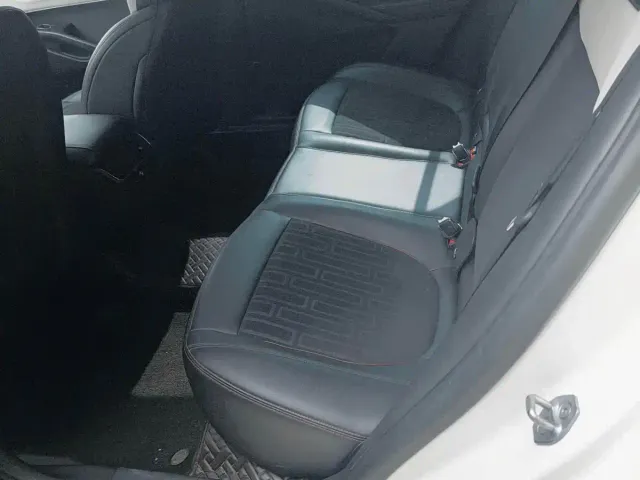 Ford Mondeo — Фото автомобиля 3