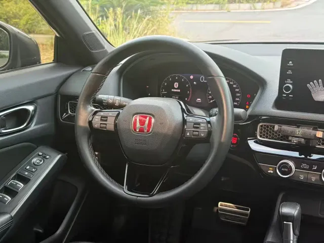 Honda Civic — Фото автомобиля 8