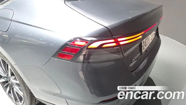Honda Accord — Фото автомобиля 22