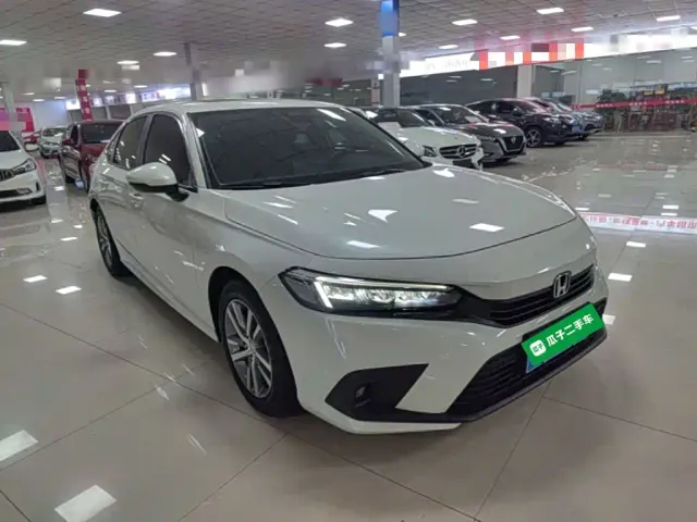 Honda Civic — Фото автомобиля 3