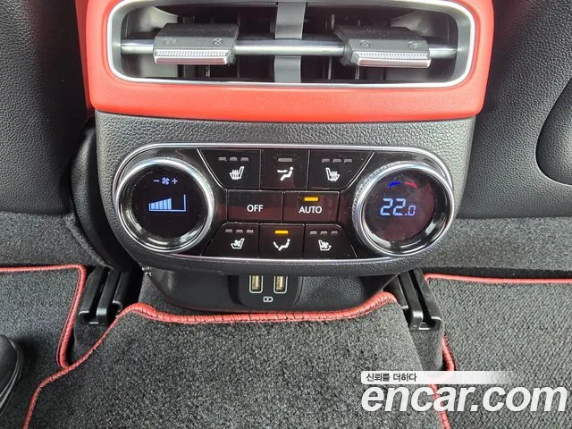 Genesis GV70 2.5T Бензин 2WD — Фото автомобиля 20