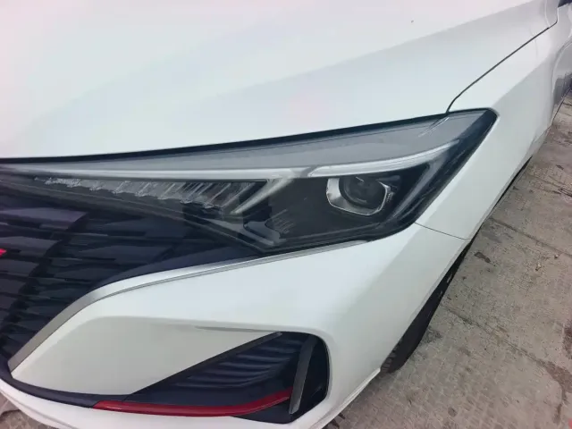 Changan Eado — Фото автомобиля 5
