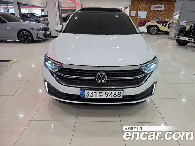 Volkswagen Jetta — Фото автомобиля 3