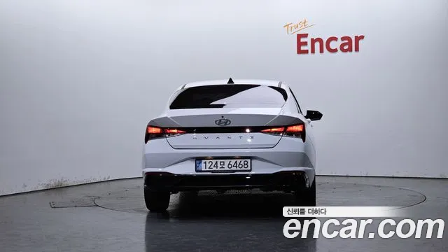 Hyundai AVANTE Avante (CN7) — Фото автомобиля 4