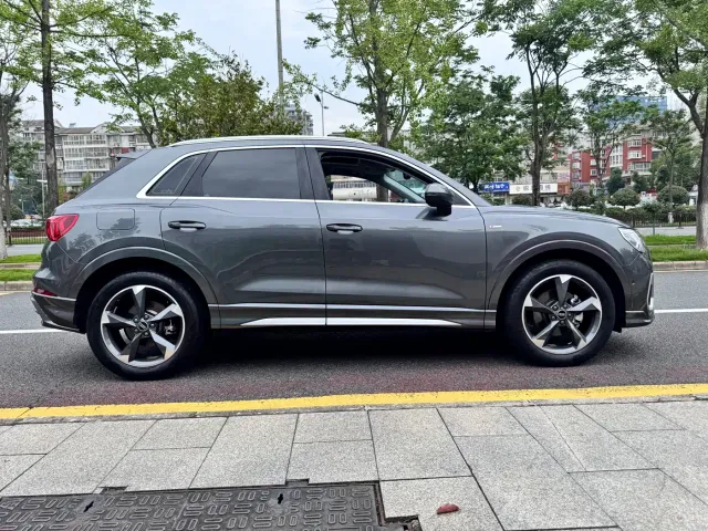 Audi Q3 — Фото автомобиля 7