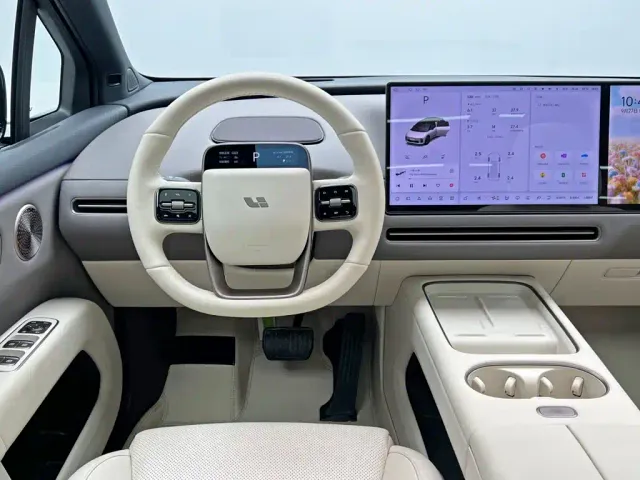 Li Auto i6 — Фото автомобиля 23