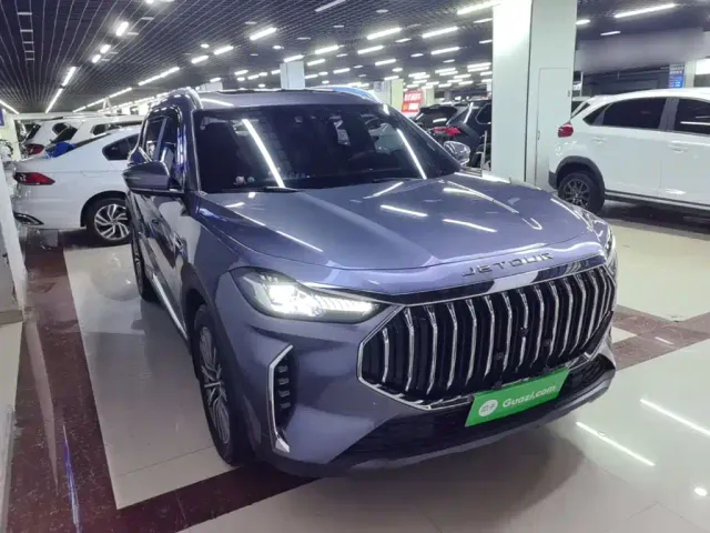 Jetour X70 Plus — Фото автомобиля 3