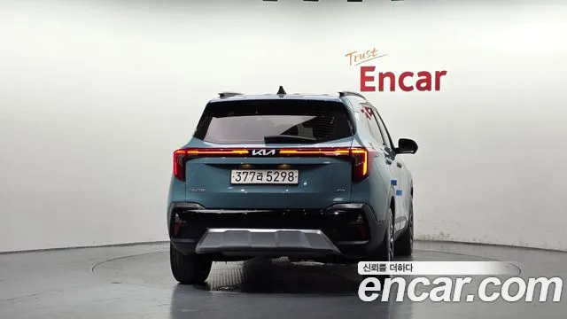 Kia Seltos — Фото автомобиля 4