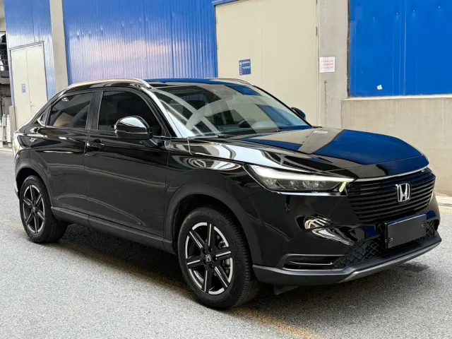 Honda Vezel — Фото автомобиля 3