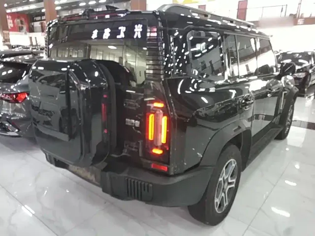 Jetour T2 — Фото автомобиля 6