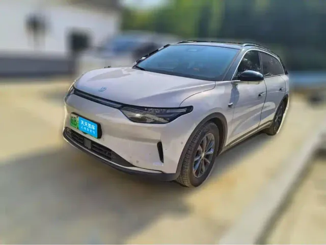 Фотография автомобиля — Leapmotor C11