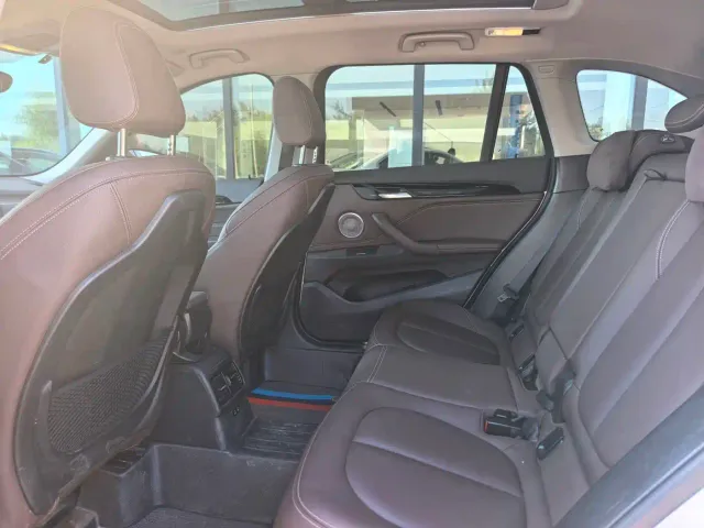 BMW X1 — Фото автомобиля 12