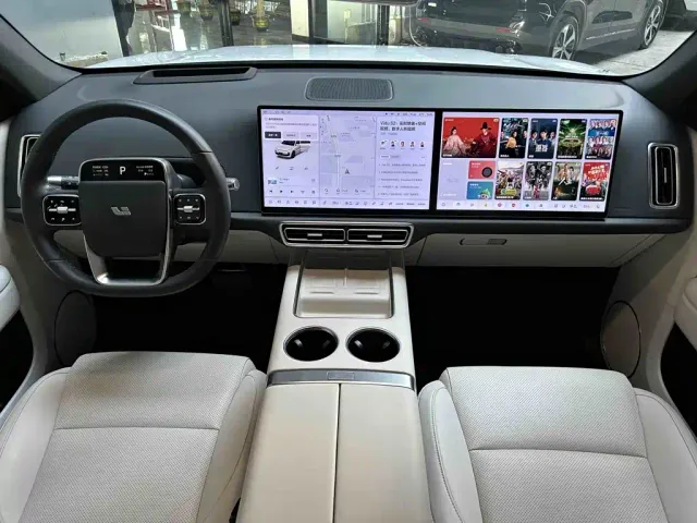 Li Auto L6 — Фото автомобиля 6
