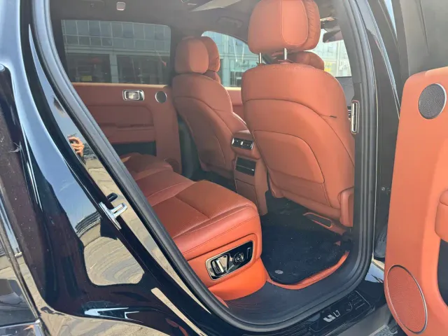 Li Auto L7 — Фото автомобиля 7
