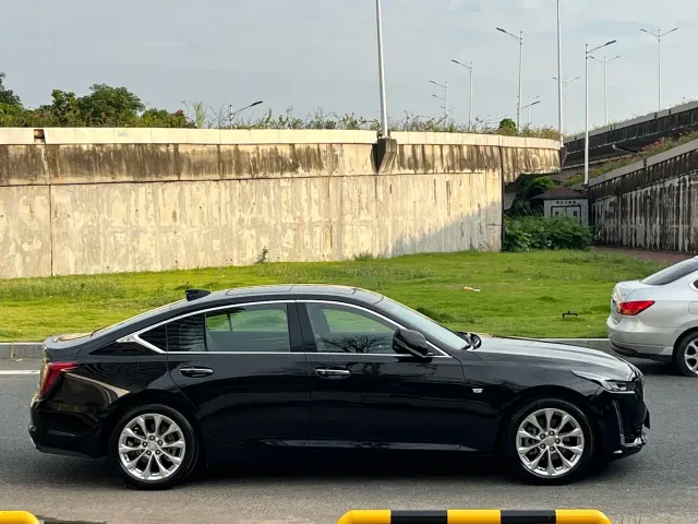 Cadillac CT5 — Фото автомобиля 8