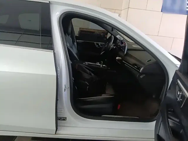 Cadillac CT6 — Фото автомобиля 24