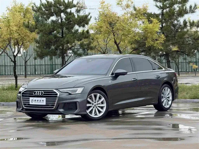 Фотография автомобиля — Audi A6L