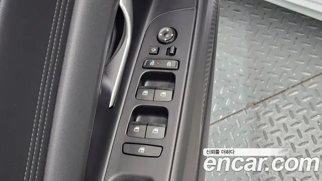 Hyundai Avante — Фото автомобиля 24