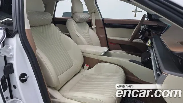 Hyundai Grandeur GN7 — Фото автомобиля 19