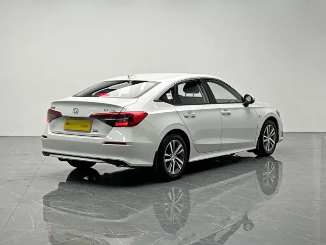 Honda Civic — Фото автомобиля 6