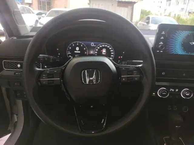 Honda Civic — Фото автомобиля 10