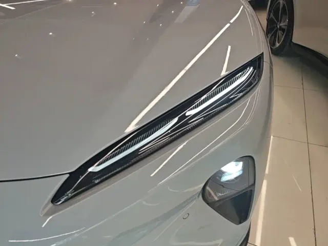 Nio ET5 Touring — Фото автомобиля 23