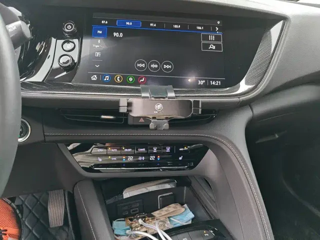Buick Envision S — Фото автомобиля 14