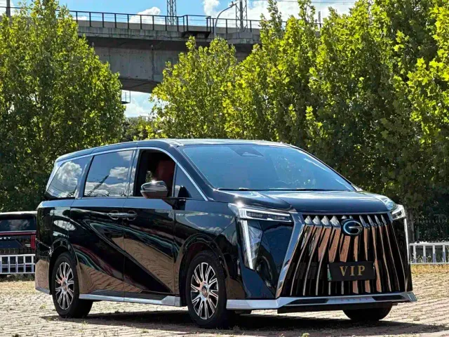 GAC Trumpchi E9 — Фото автомобиля 2