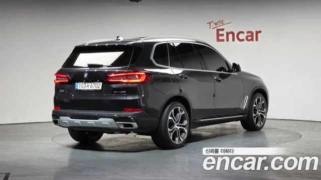 BMW X5 — Фото автомобиля 2