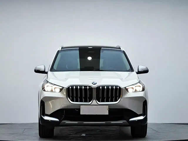 BMW X1 — Фото автомобиля 2