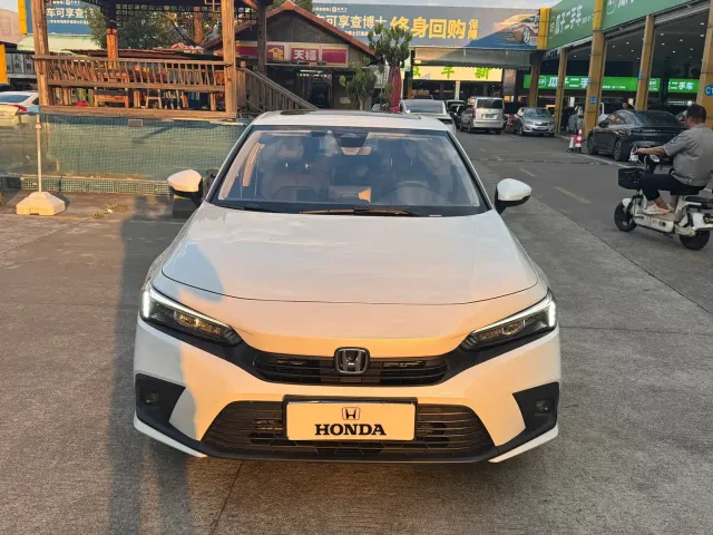 Honda Civic — Фото автомобиля 2
