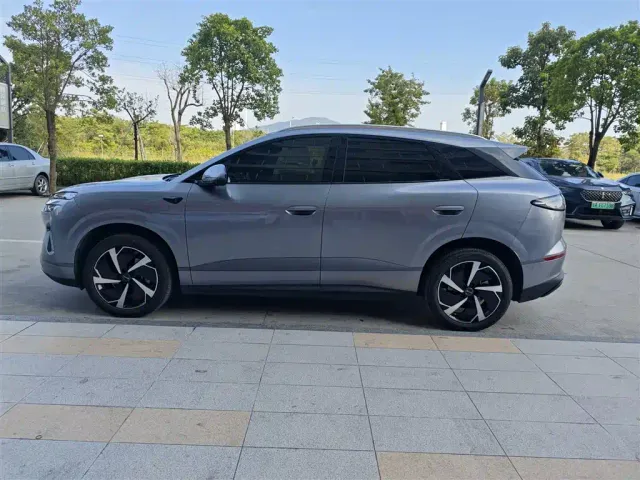 BYD Sealion 06 — Фото автомобиля 3