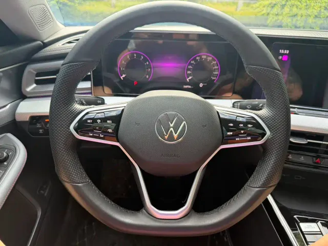 Volkswagen Lamando — Фото автомобиля 14